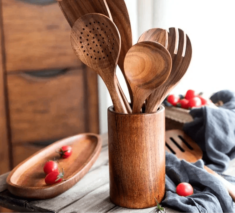 Ustensiles en Bois 2026 : Entretien, Durée de Vie & Erreurs À Éviter (Guide)