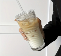Tasse à smoothie en verre rayé 600 ml – Élégance et praticité