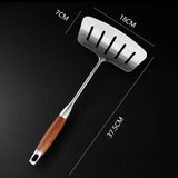 Spatules en inox et manche en bois.