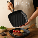 Poêle en fonte carré ,24/22 cm.