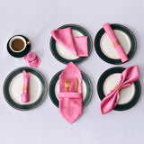 Serviettes de table chic en satin clair. - Purcook
